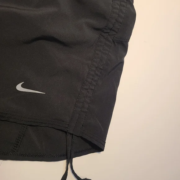 Nike Skort Skirt Medium Women Black Pull On Elastic Waist Back Pocket Ruched - Picture 5 of 8